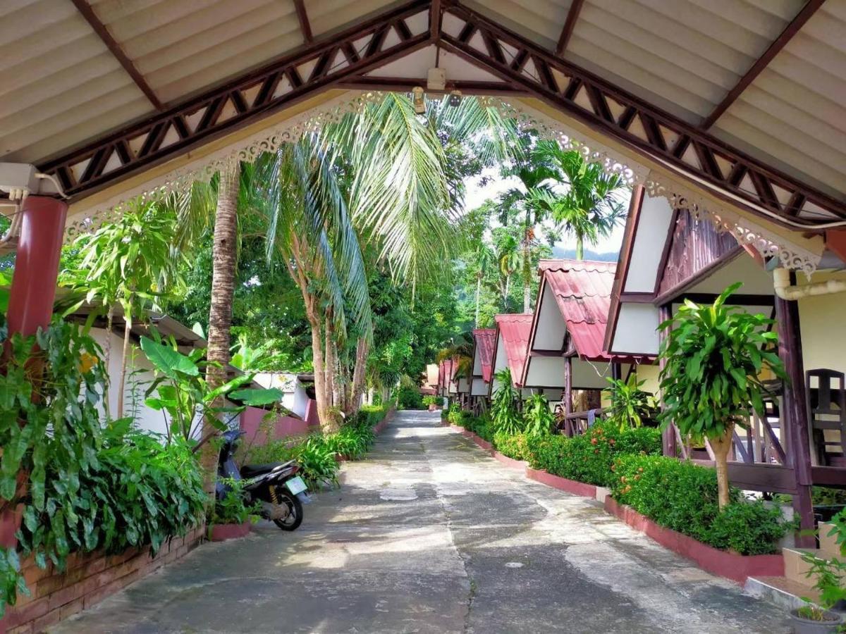Ssp Bungalow Trat Eksteriør bilde